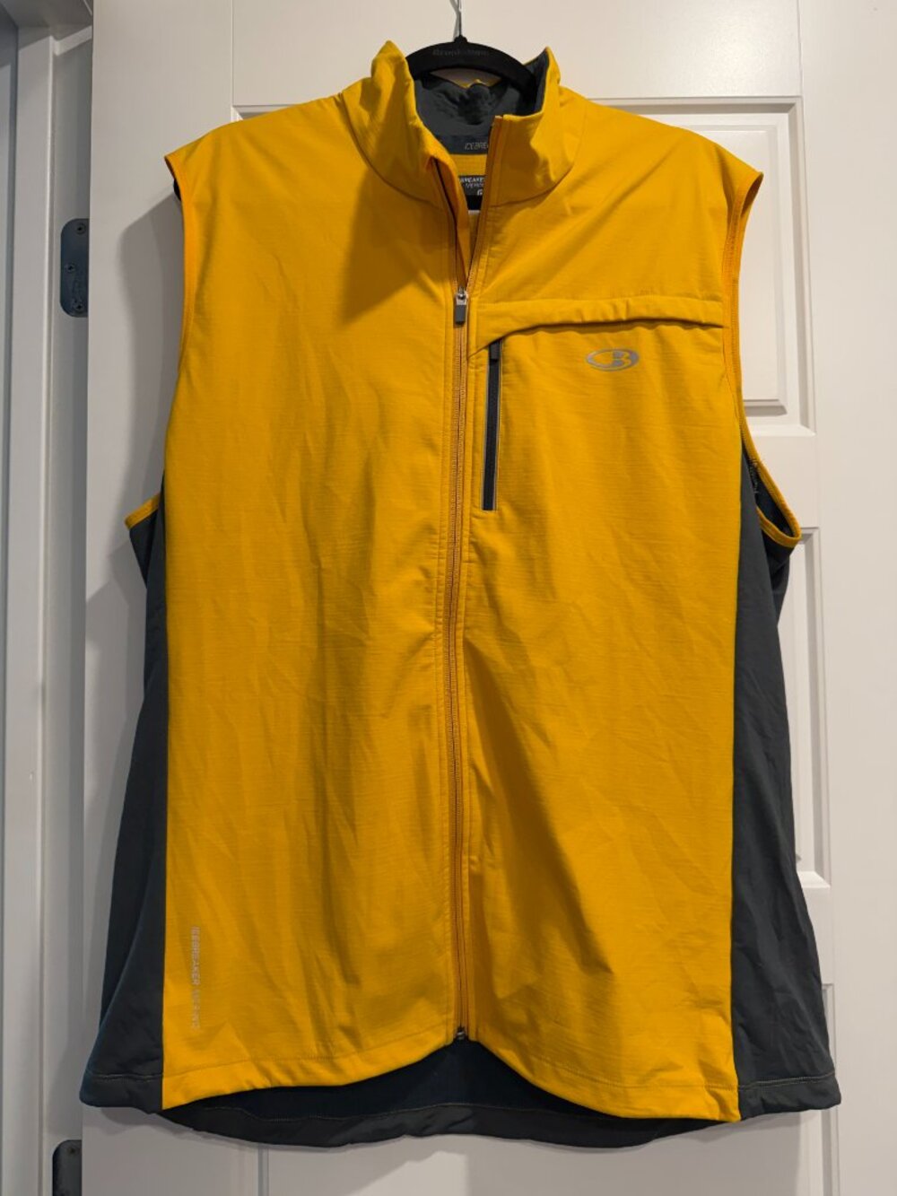 Icebreaker GT Yellow Sleeveless Vest Mens XXL Outdoor Hiking Fishing Camping